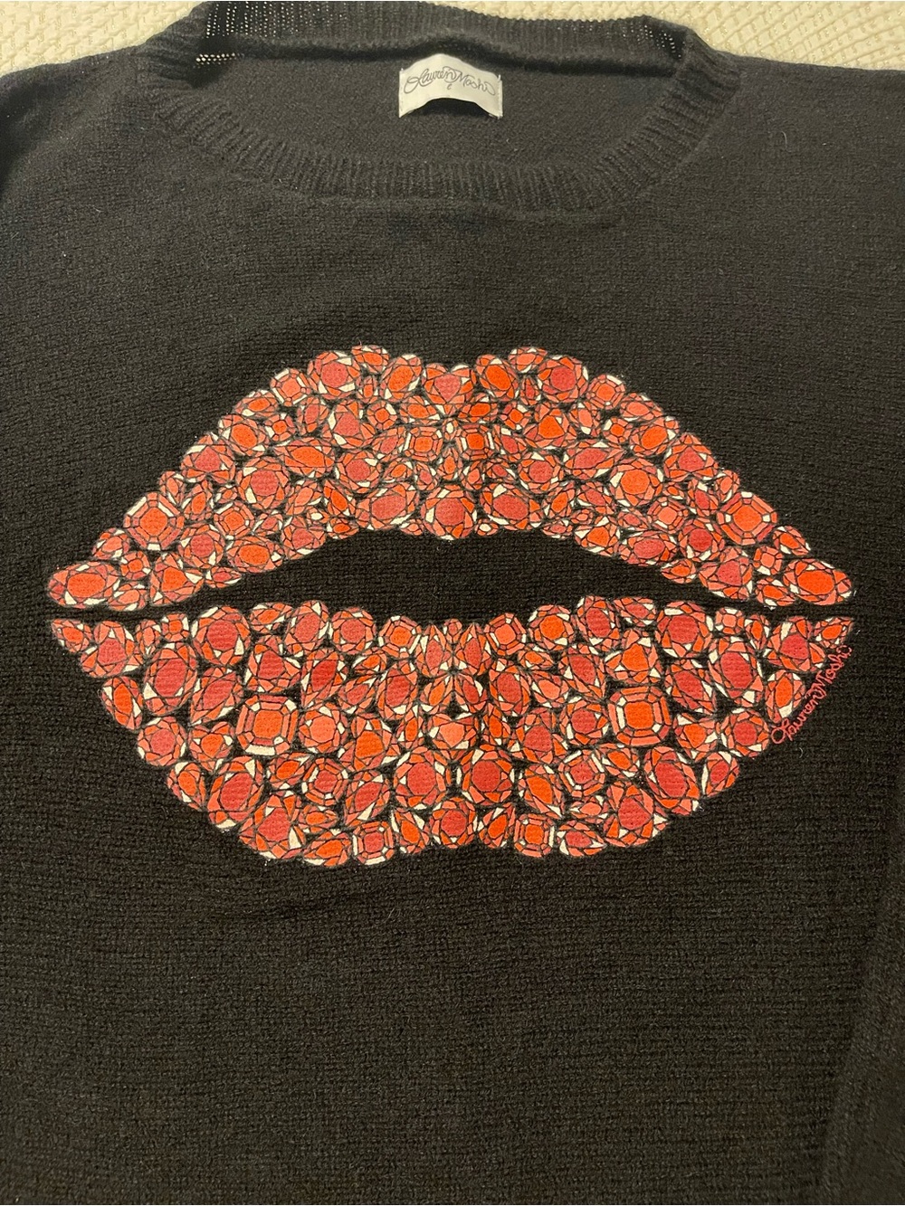 Lauren Moshi Black Cashmere Crewneck Sweater with Ruby Red Lip Motif - Picture 3 of 8